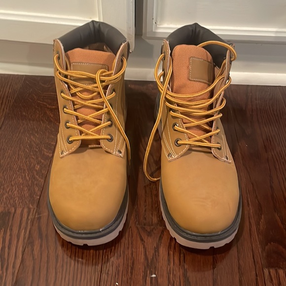 Mossimo Supply Co. Boots - Picture 2 of 10